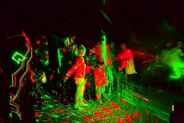 Генератор дыма Альметьевск, генератор дыма купить в Альметьевске, генератор дыма для дискотек